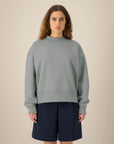 Sweat ample