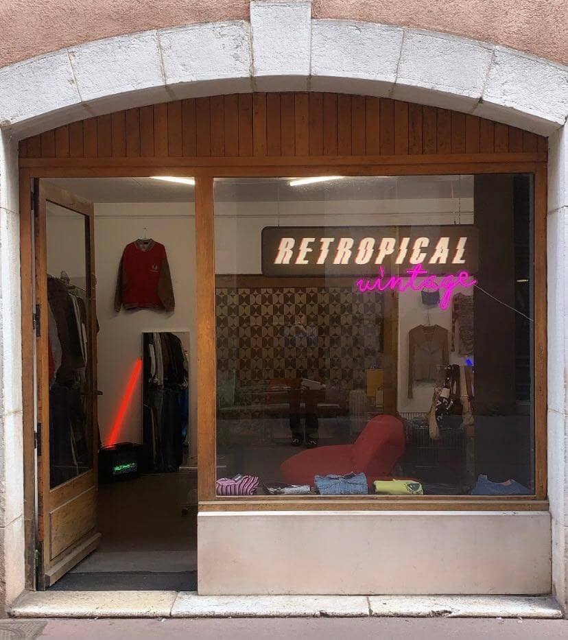 Retropical Vintage